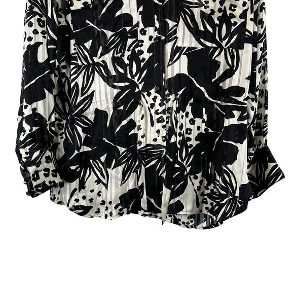 Silk Black and White Monochromatic Floral Botton Up Blouse Womens Size 6 Flowy - Picture 2 of 16